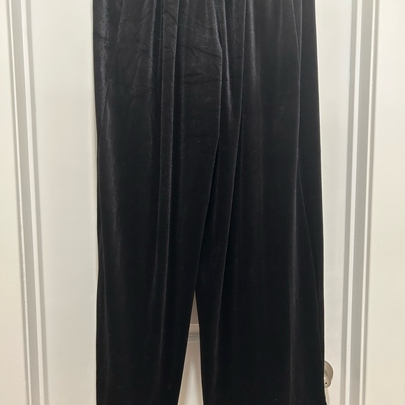 NWT Nine West Velvet Stretch Halter Jumpsuit - Picture 6 of 6